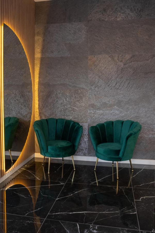 M City Aparthotel Arad Exteriér fotografie